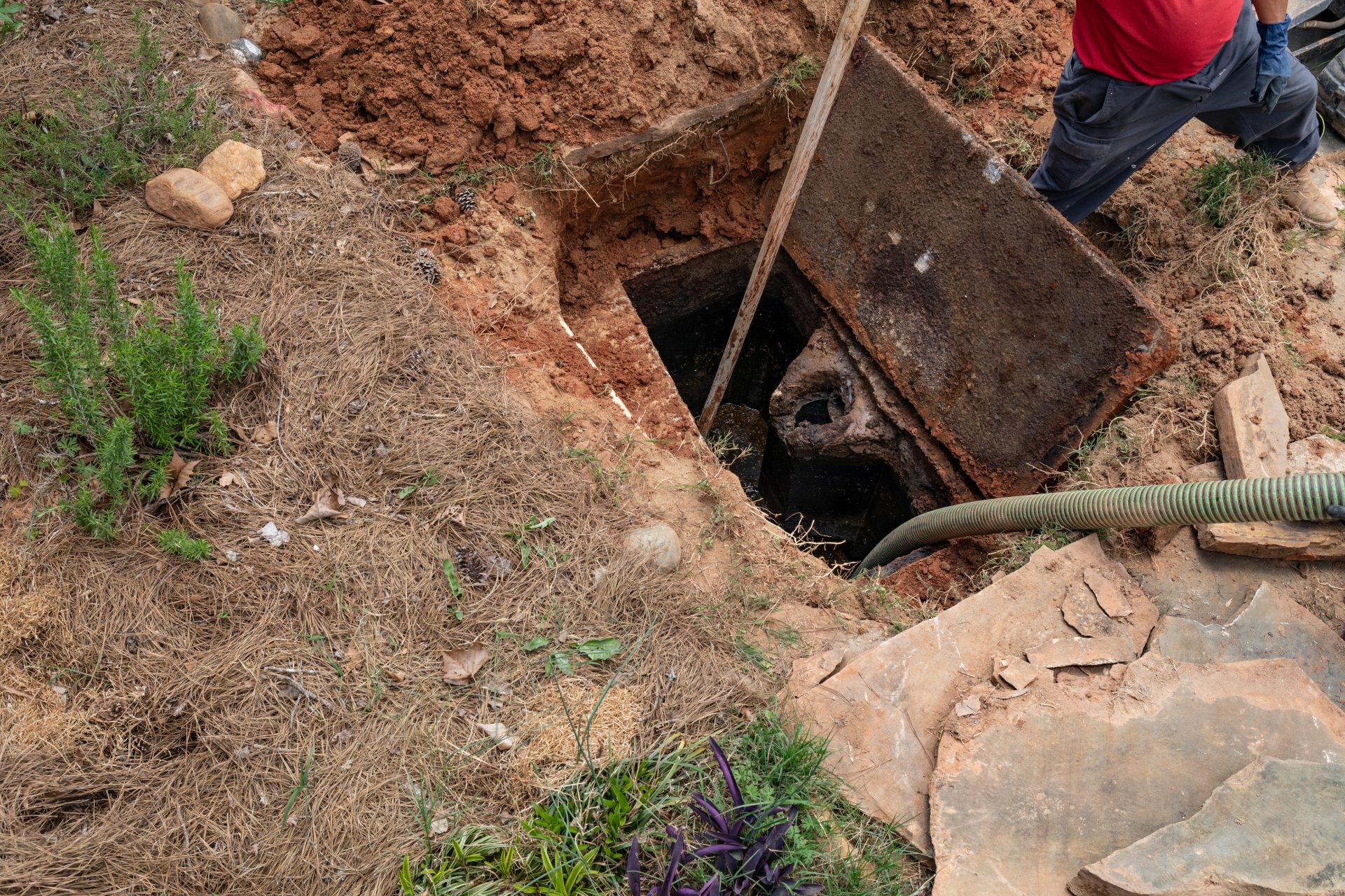 Emptying Septic Tank Before Replacing It